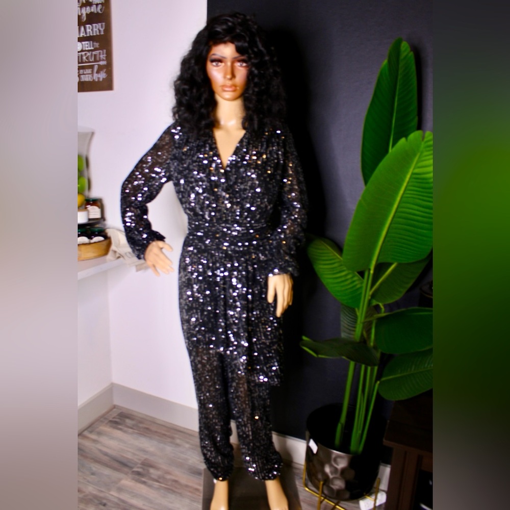 BRAND NEW - ‘Stunning Nights’ Black Jumpsuit